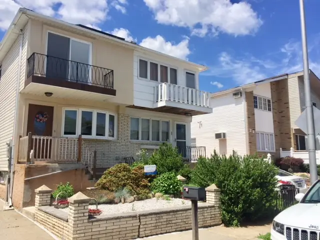 25 Strawberry Lane, Staten Island, NY 10312 - #2