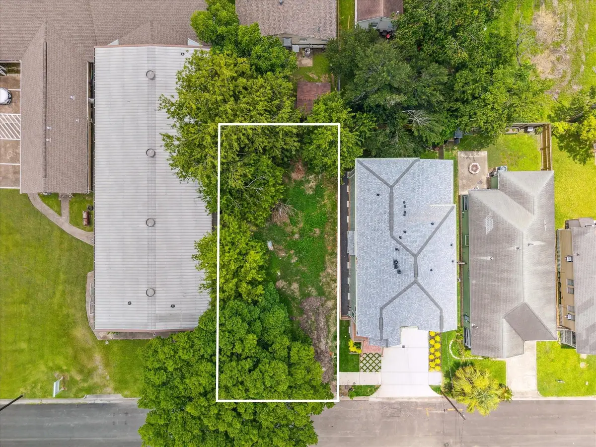 1318 E 34th Street, Houston, TX 77022 - #1