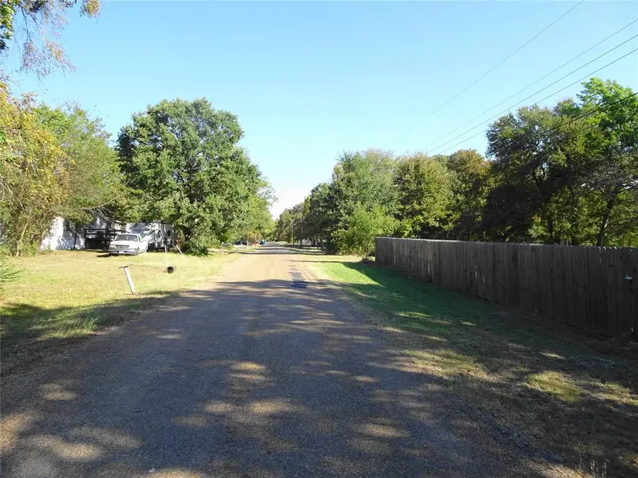 232 Softwind, Gun Barrel City, TX 75156 - Image #3