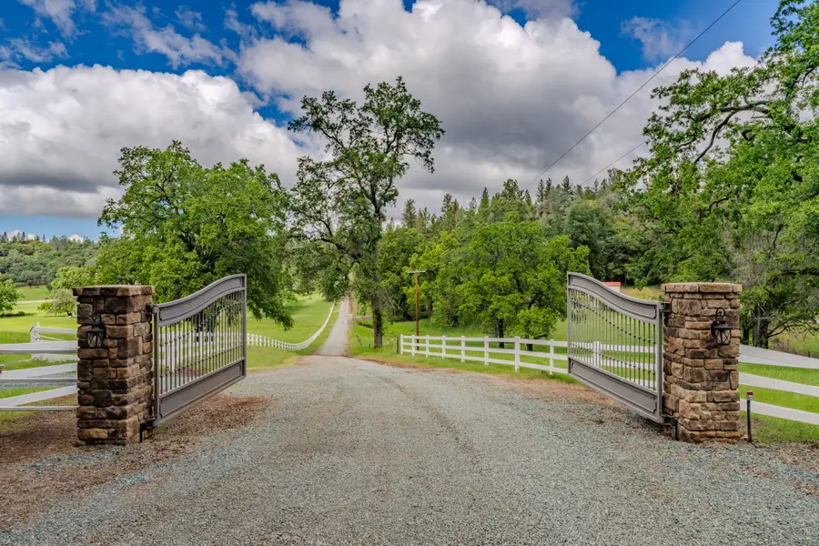 19351 Fiddletown Road, Fiddletown, CA 95629 - #2