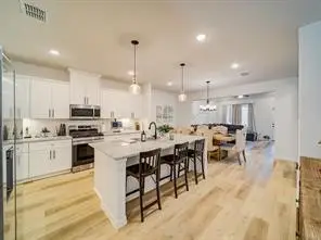 1820 Temple Hills, Van Alstyne, TX 75495