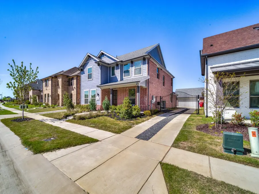 1820 Temple Hills, Van Alstyne, TX 75495 - #3