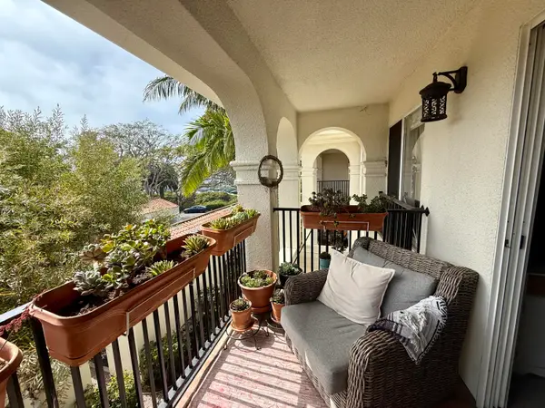 453 Por La Mar Circle, Santa Barbara, CA 93103