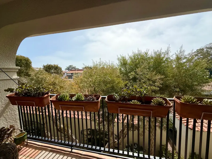 453 Por La Mar Circle, Santa Barbara, CA 93103 - #2