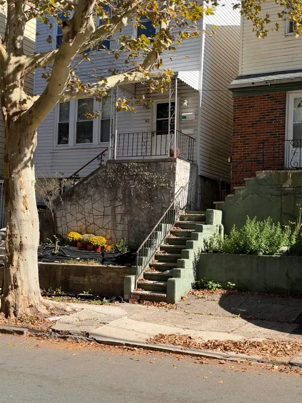 182 Terrace Ave , 2, Jc, Heights, NJ 07307