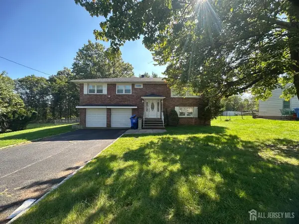 9 holly Road, Iselin, NJ 08830