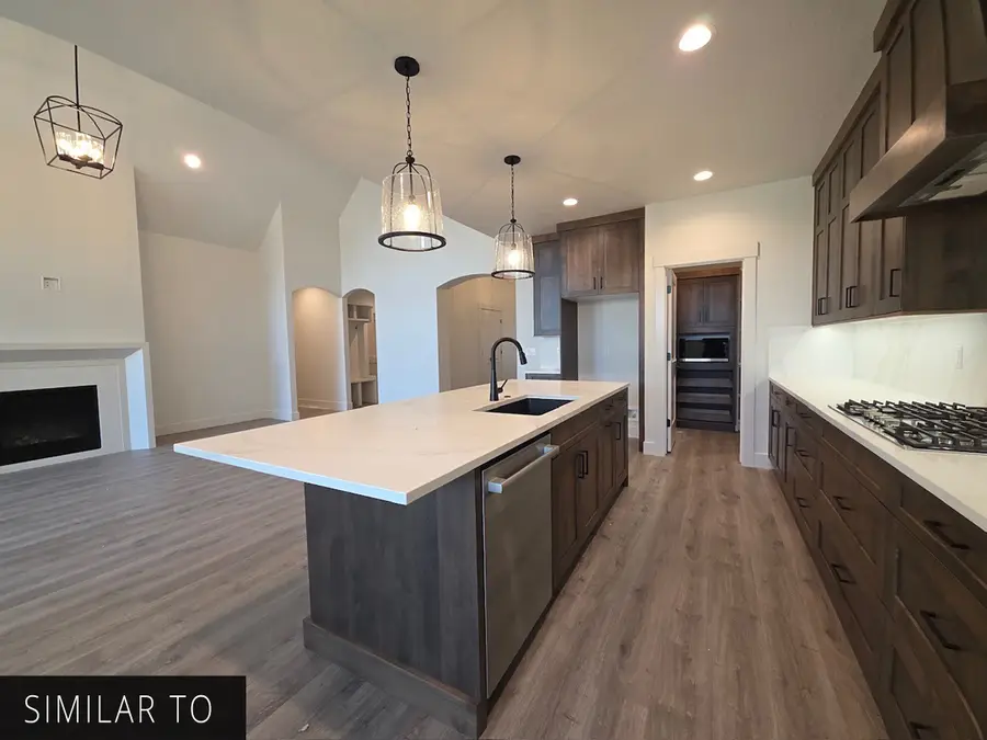 663 Cortona Way #39, Richland, WA 99352 - #3