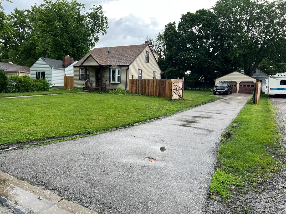 17 N Iowa Avenue, Addison, IL 60101 - #1
