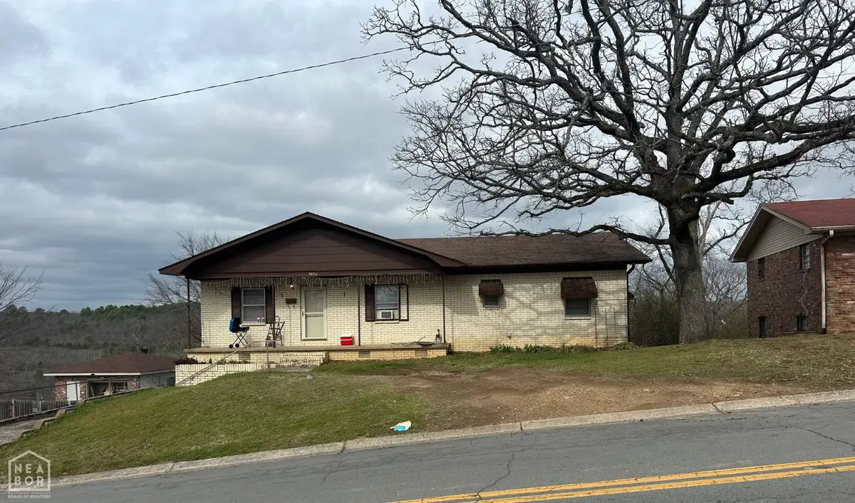 5820 Alta Vista Dr, North Little Rock, AR 72118 - #1