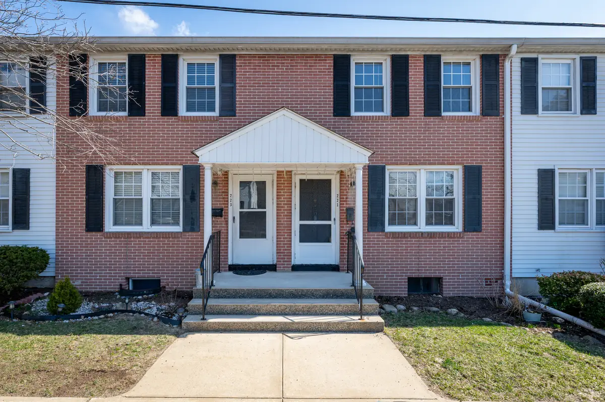 221 Sylvan Knoll Road, Stamford, CT 06902 - #1