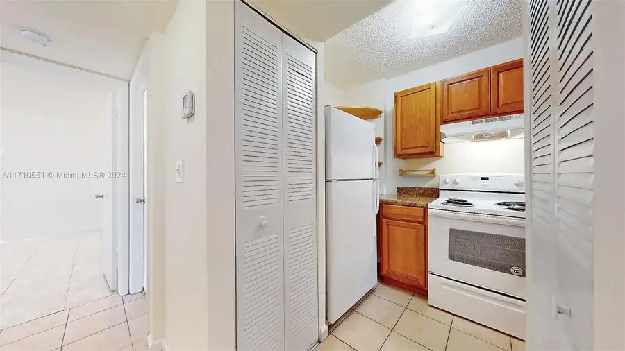 8185 NW 7th St #514, Miami, FL 33126 - #3