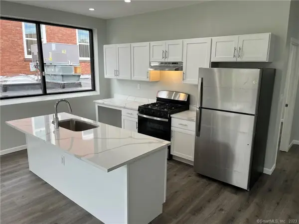 893 Main Street #202, Manchester, CT 06040