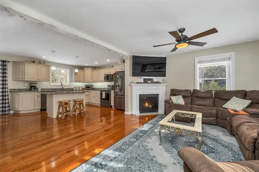 269 Chichester Road, Loudon, NH 03307 - Image #3