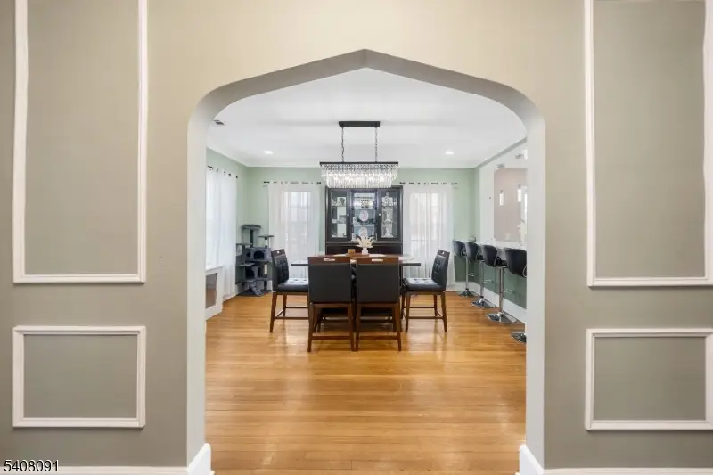 30-32 Barnard Pl, Elizabeth, NJ 07208 - #3