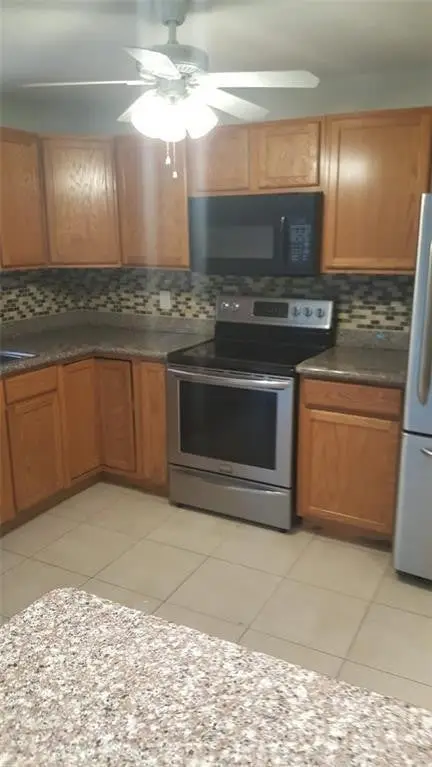 180 NE 12th Avenue #17a, Hallandale Beach, FL 33009