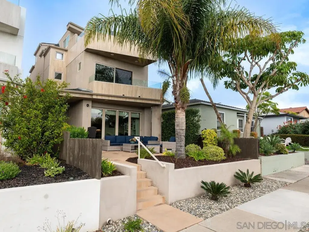 938 Opal, San Diego, CA 92109 - Image #1