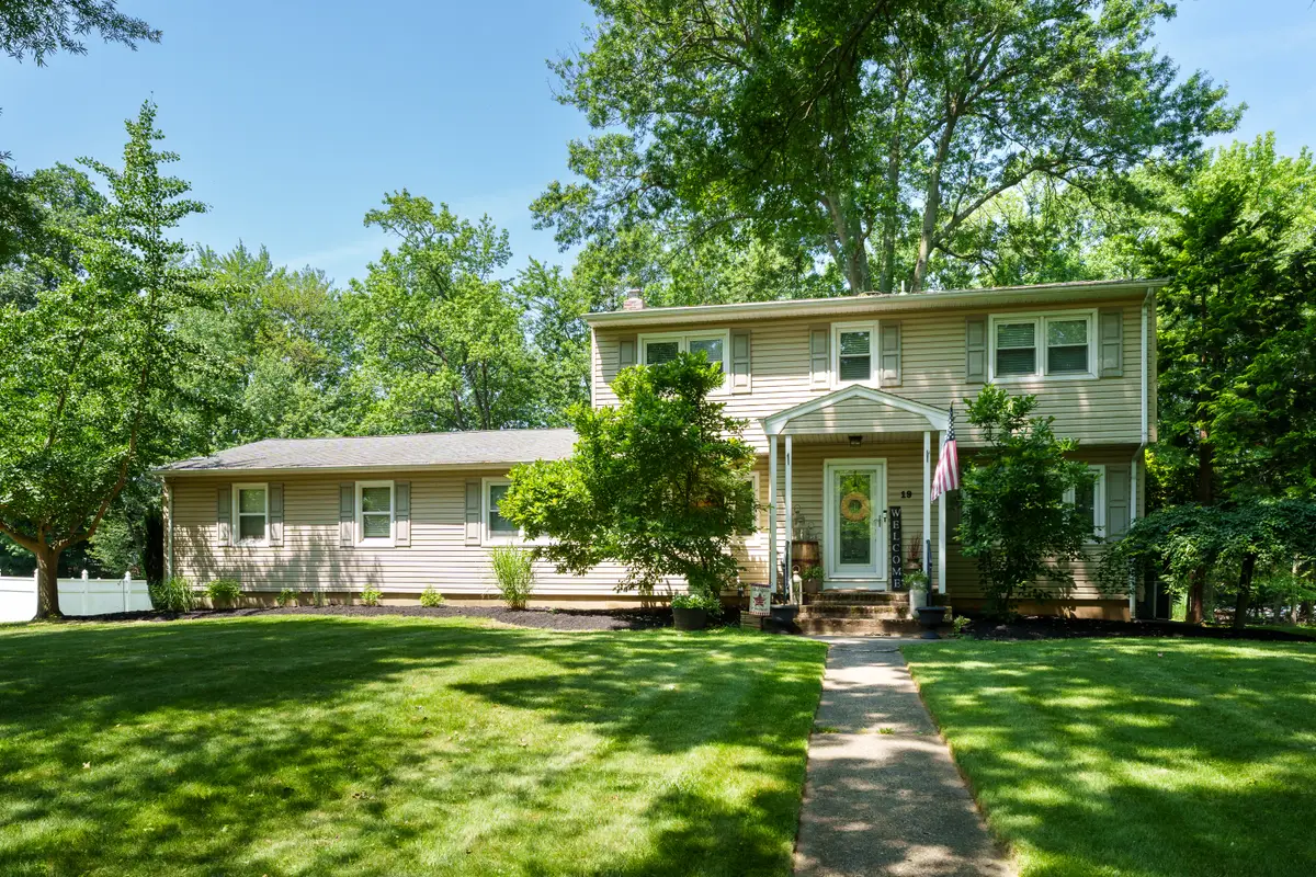 19 Van Saun Dr, Ewing Township, NJ 08628 - Image #1