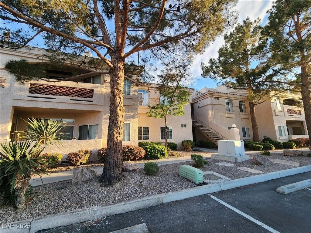 7400 W Flamingo Road #2032, Las Vegas, NV 89147 - #1