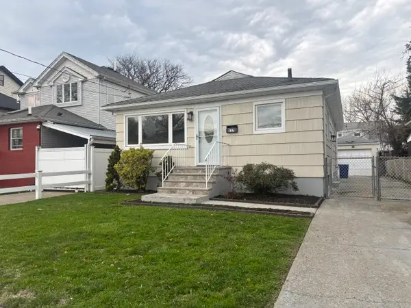 527 Willowbrook Road, Staten Island, NY 10314