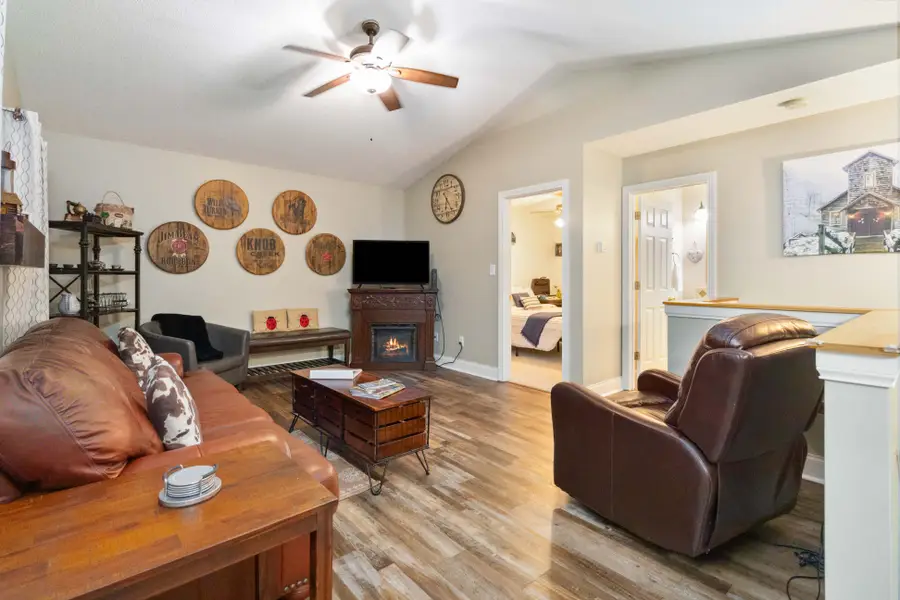 330 Enchanted Forest Way, Burnside, KY 42519 - Image #3