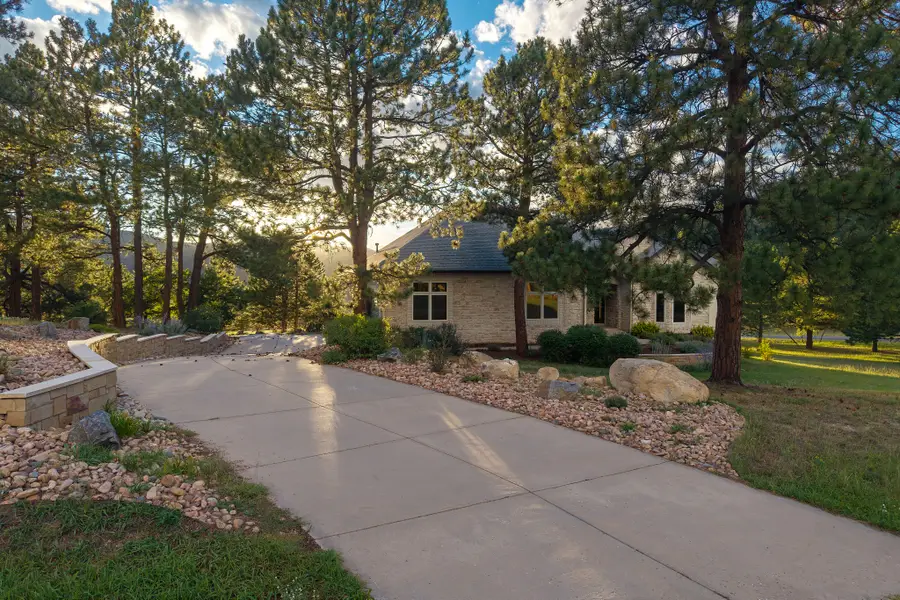 8061 Sugarloaf, Larkspur, CO 80118 - #2