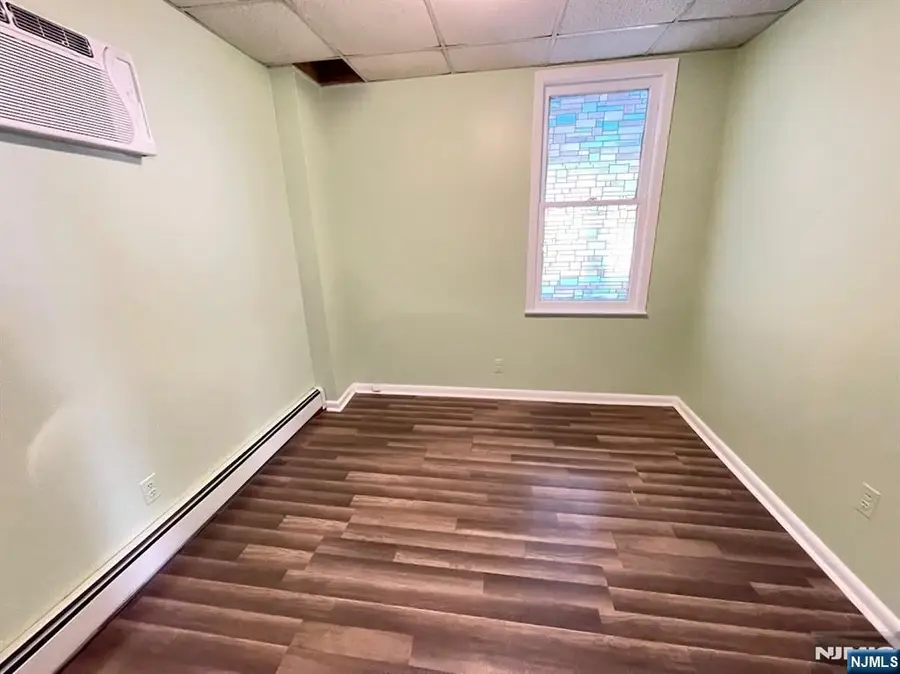 239 Stuyvesant Avenue , 2, Lyndhurst, NJ 07071 - #2