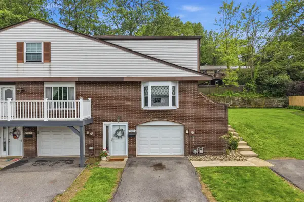 907 Camelot Drive, Pittsburgh, PA 15237