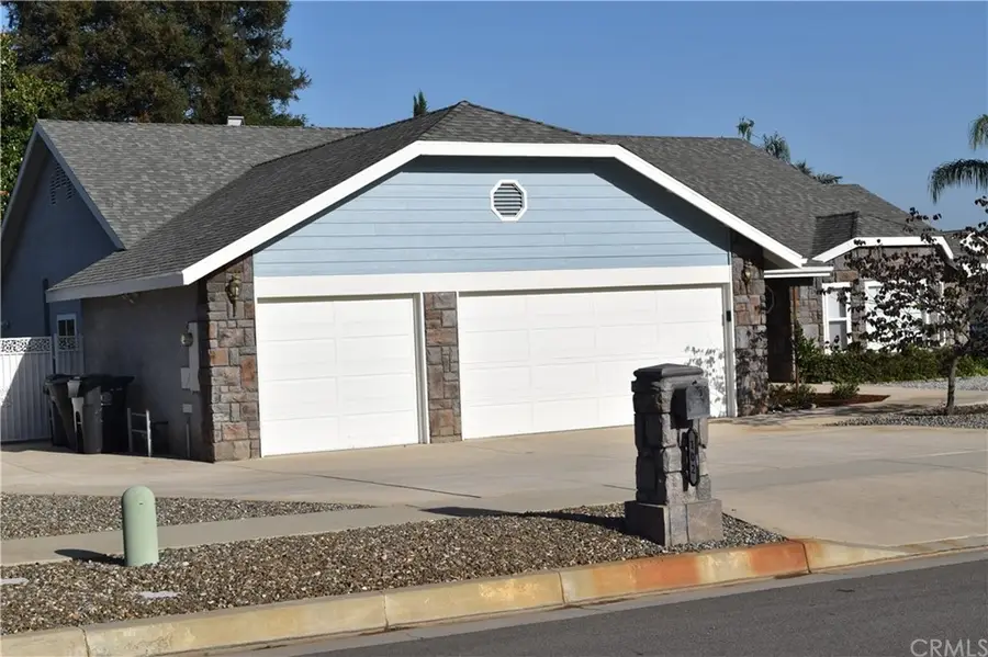 102 Klamath Street, Redlands, CA 92374 - #2