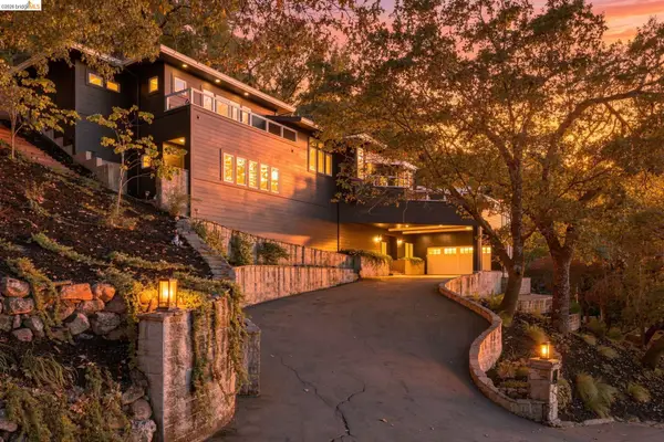 857A Mountain View Drive, Lafayette, CA 94549