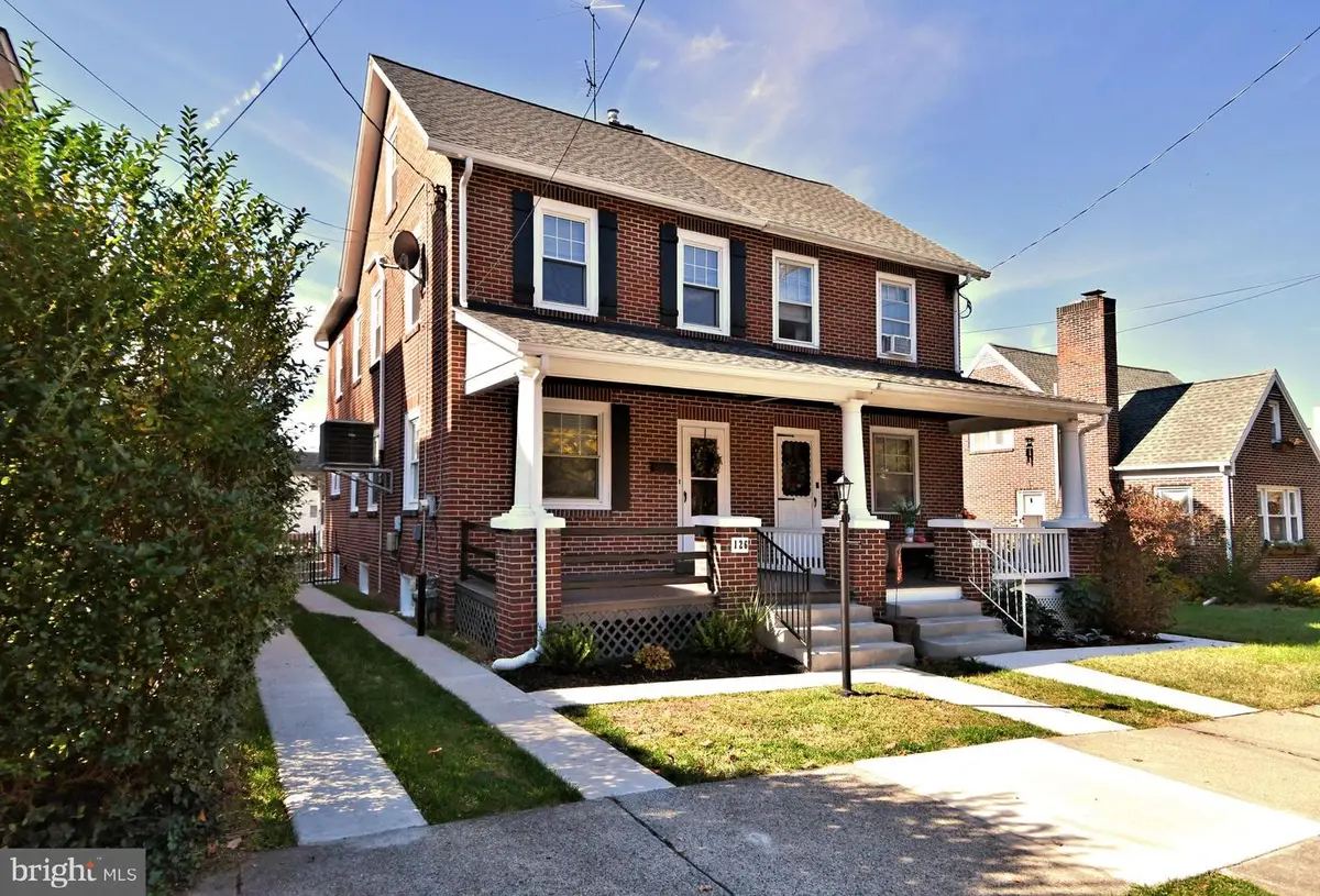 126 Starr St, Phoenixville, PA 19460 - #1