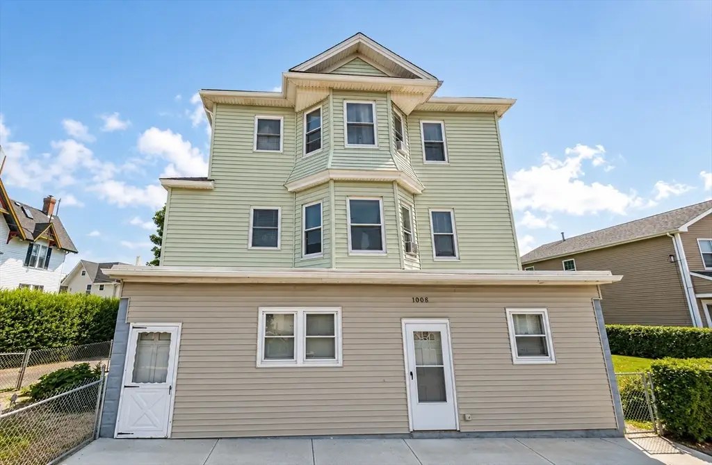 1008-1012 Stafford Rd , 2, Fall River, MA 02721 - #1