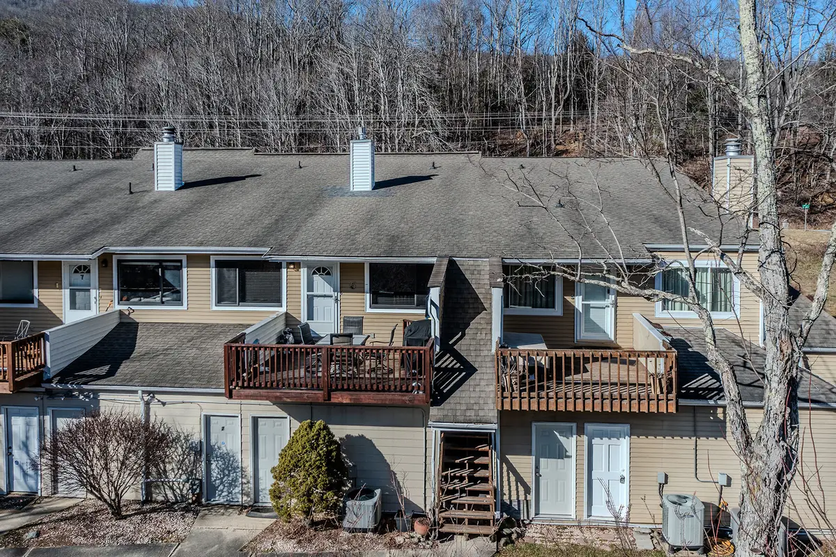 10543 Nc Highway 105 S Highway #6, Banner Elk, NC 28604 - #1