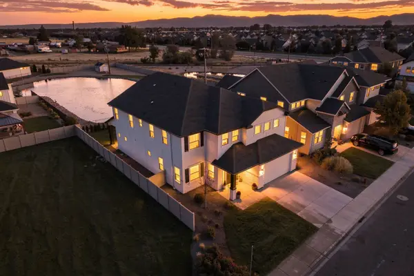 3106 E Mores Trail Street, Meridian, ID 83642