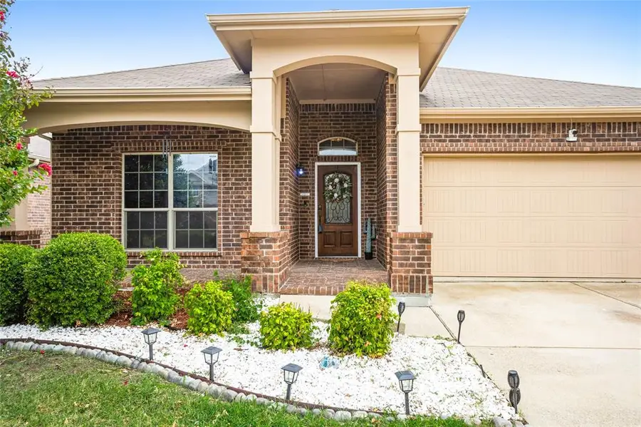 1245 Woodbine Cliff Drive, Fort Worth, TX 76179 - Image #3