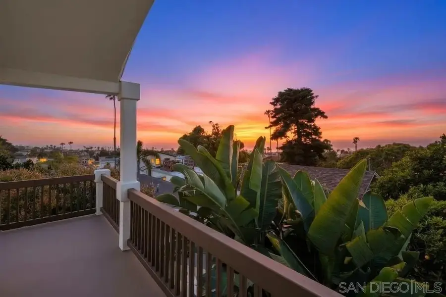 4562-64 Pescadero Ave., San Diego, CA 92107 - #2