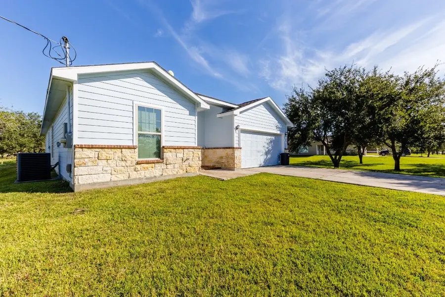 3111 County Road 81, Rosharon, TX 77583 - #3