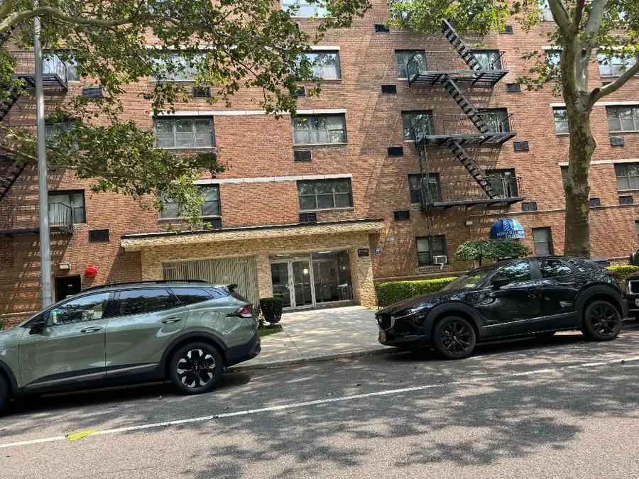 153-25 88th Street #1N, Howard Beach, NY 11414 - #2