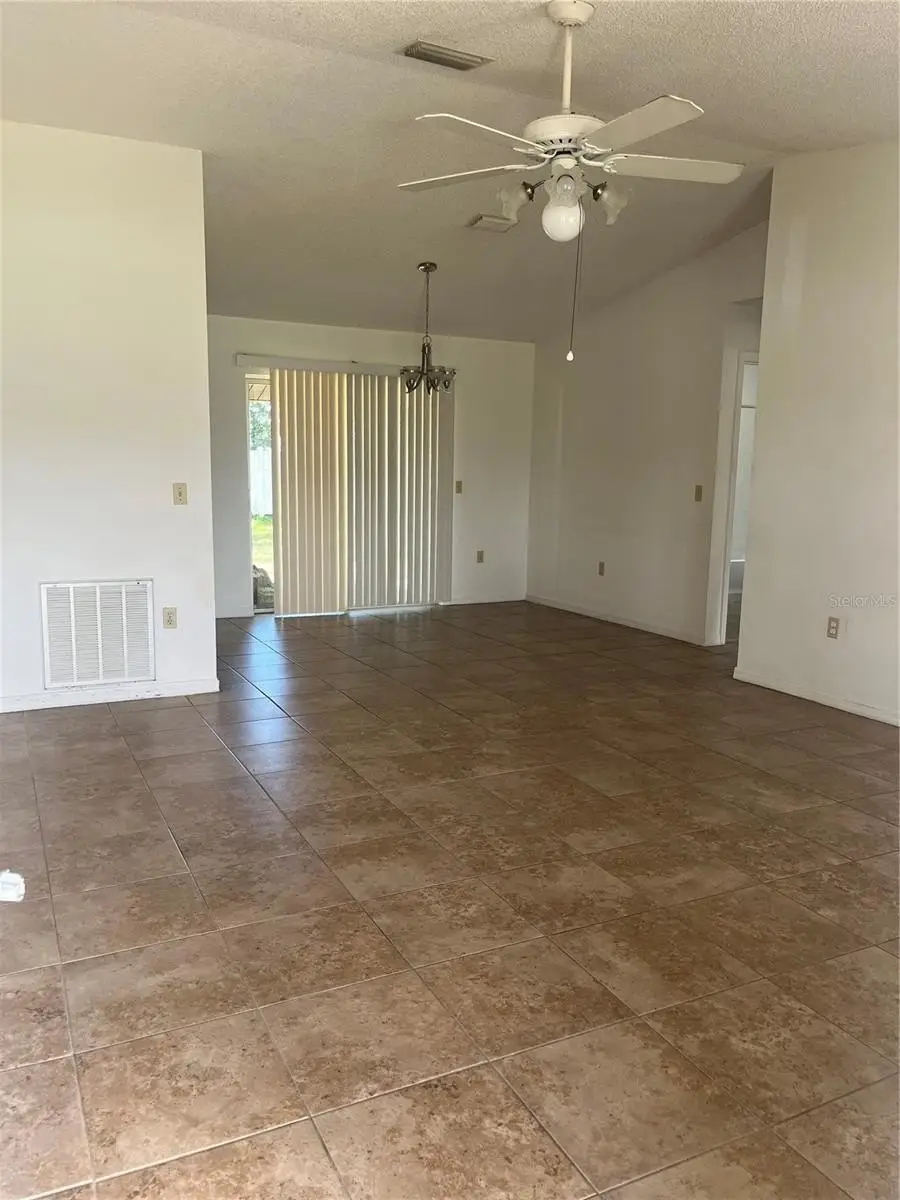 1585 TRIANGLE DRIVE, Mount Dora, FL 32757 - Image #2