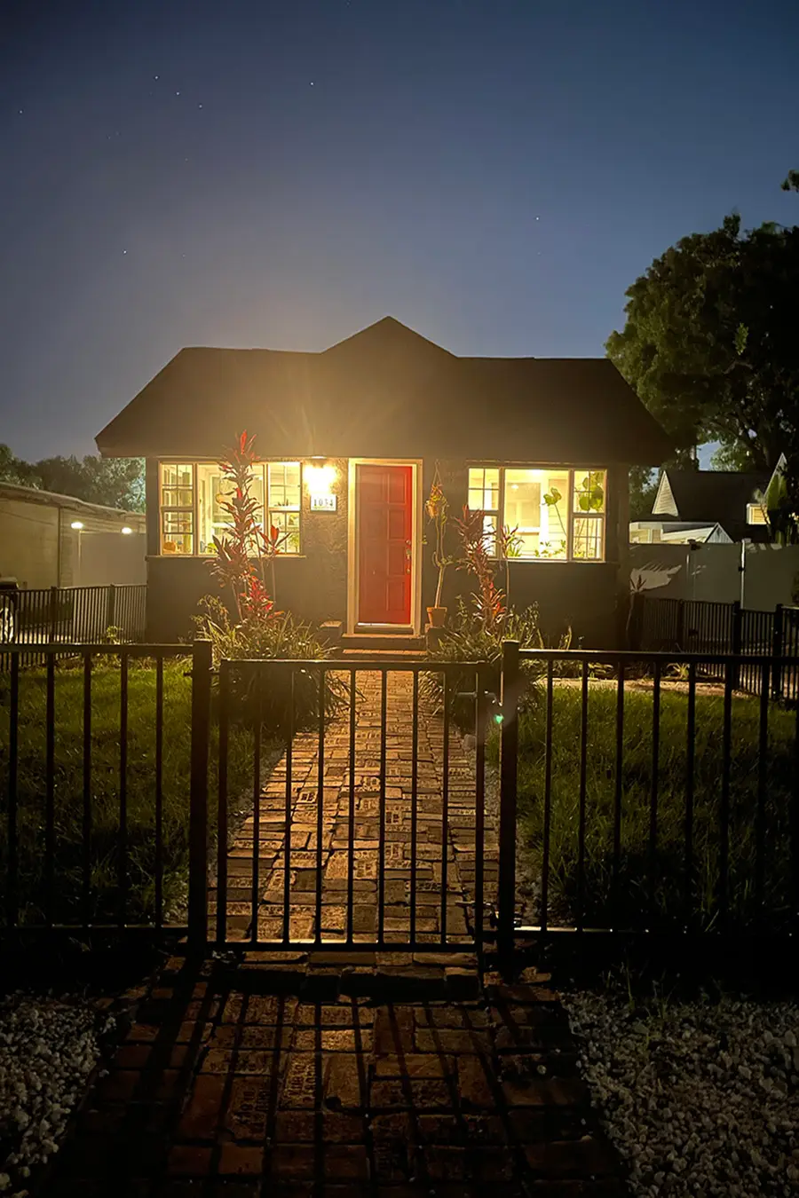 1034 Queen Street N, Saint Petersburg, FL 33713 - Image #2