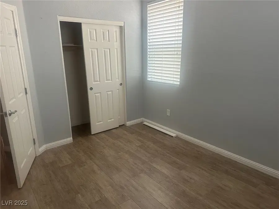 949 Huntington Cove Parkway, Las Vegas, NV 89178 - Image #3