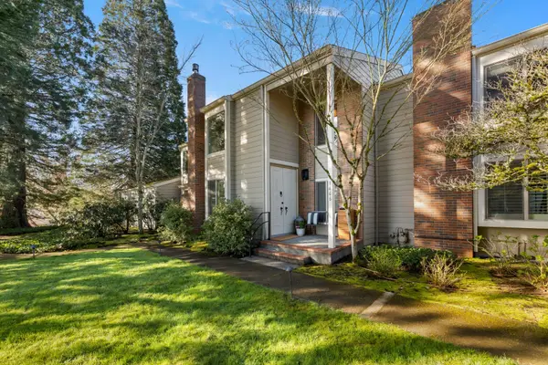 1466 Bonniebrae Dr, LakeOswego, OR 97034