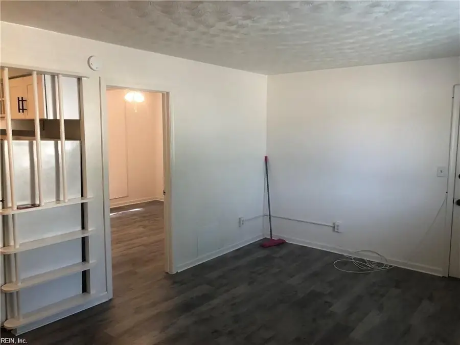 2403 Sewells Point Road unit: 3 #3, Norfolk, VA 23513 - #2