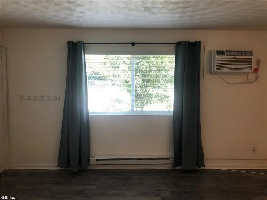 2403 Sewells Point Road unit: 3 #3, Norfolk, VA 23513 - #3