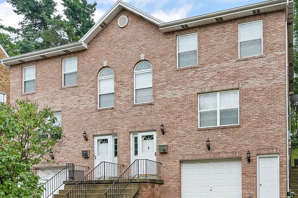 1006-1008 Middletown Road, Pittsburgh, PA 15205