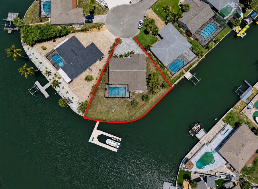 6301 Cottonwood Lane, Apollo Beach, FL 33572 - #2