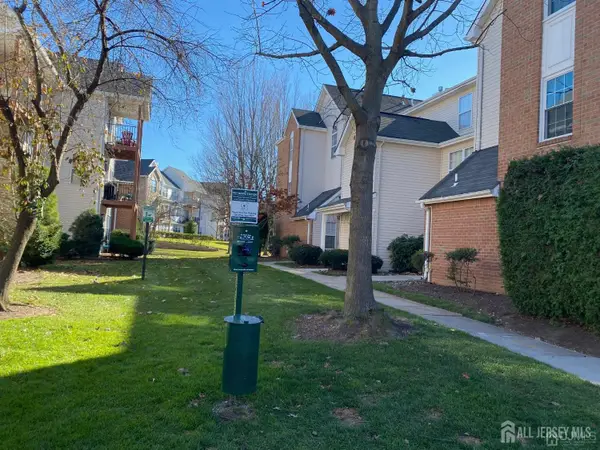 -1204 Plymouth Road, North Brunswick, NJ 08902