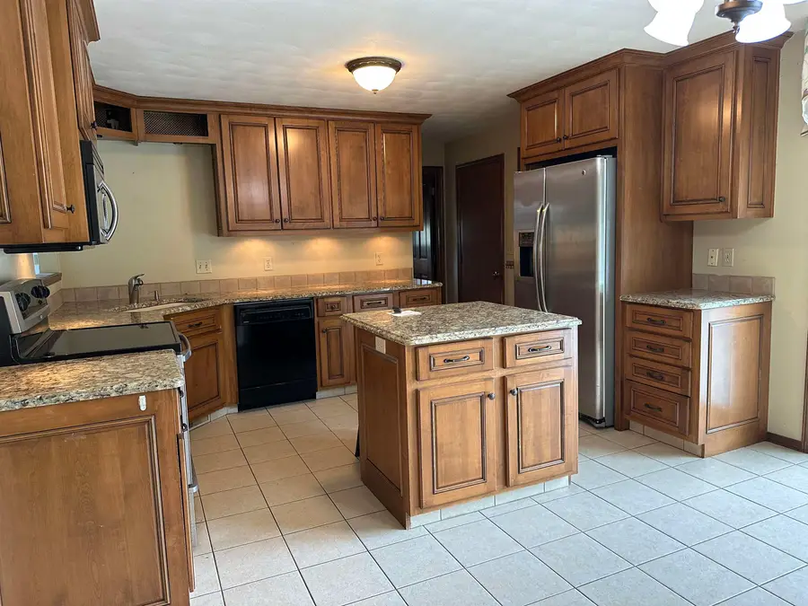 1429 Ridgeway Drive, Neenah, WI 54956 - #2