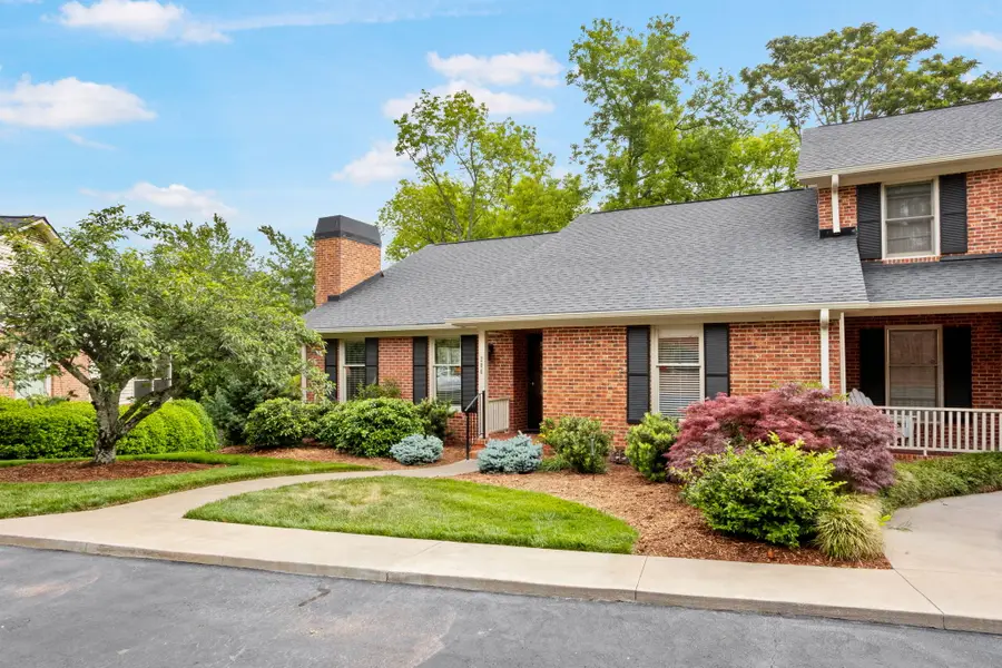 206 Mcdaniel Greene, Greenville, SC 29601 - #2