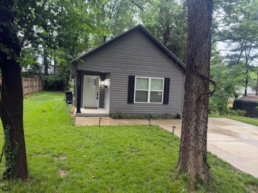 707 Edelen Avenue, Bardstown, KY 40004 - #2