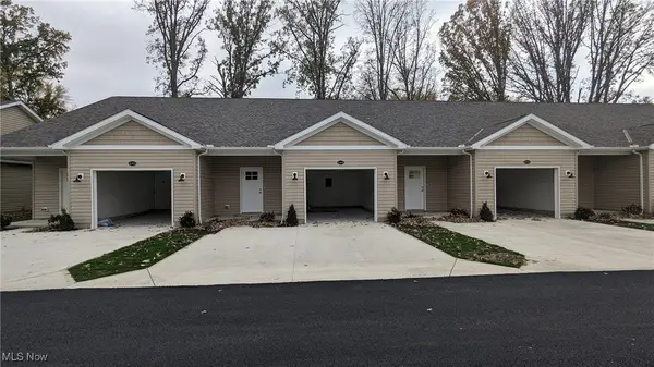 640 Treadway Boulevard, Sheffield Lake, OH 44054